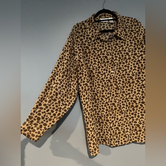 Liz Claiborne Brown Polka Dot Button Down Shirt - Picture 6 of 9